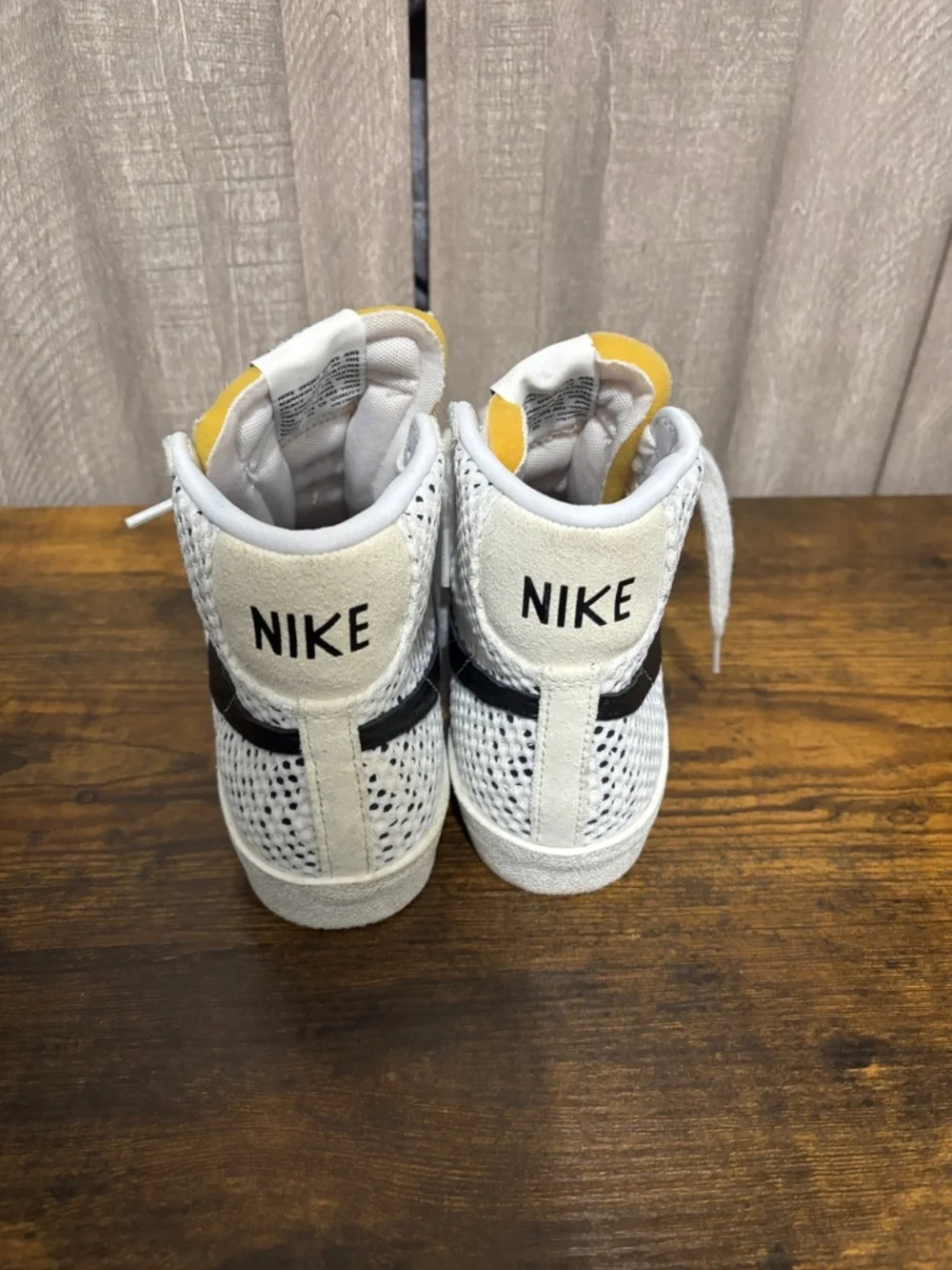 Nike blazer mid